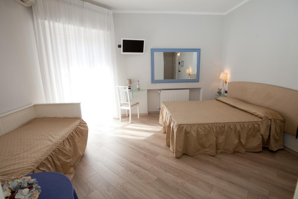 Hotel Il Gatto Rapallo Habitación foto